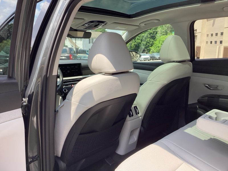 New 2026 Hyundai Tucson Hybrid SUV