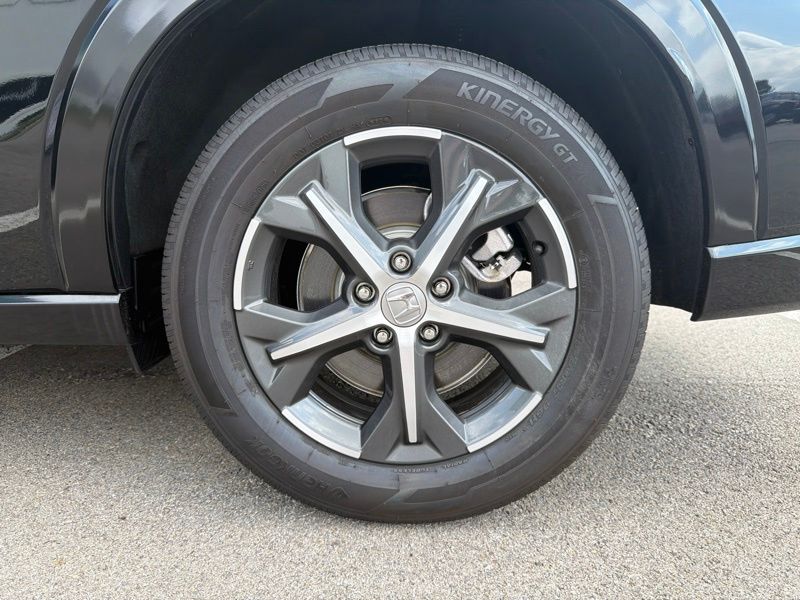 Used 2025 Honda HR-V SUV