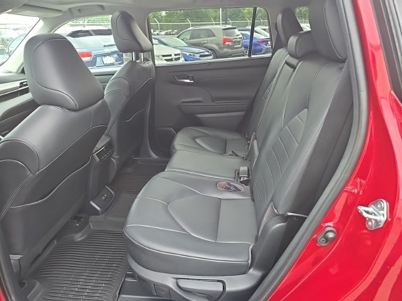 Used 2020 Toyota Highlander SUV