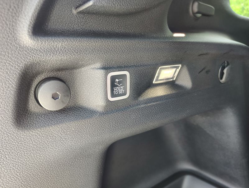 Used 2025 Jeep Grand Cherokee L SUV