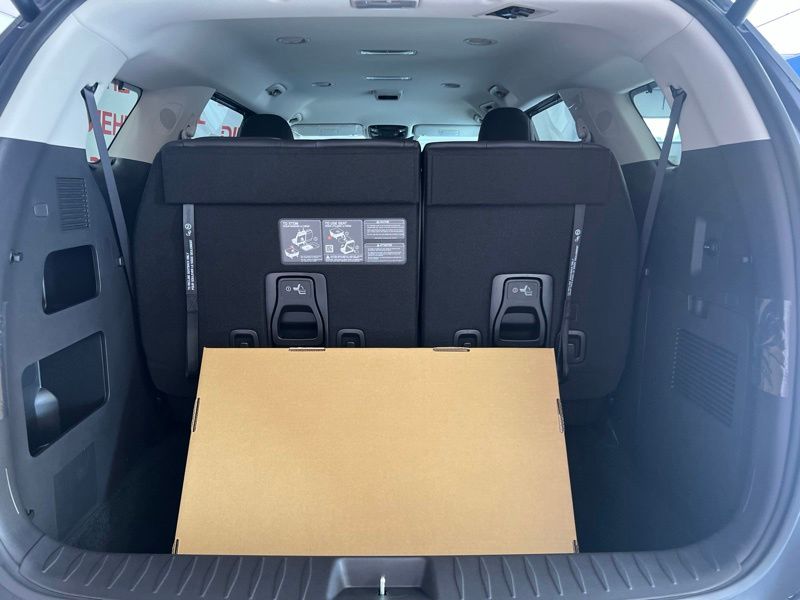 New 2027 Kia Carnival MPV Van