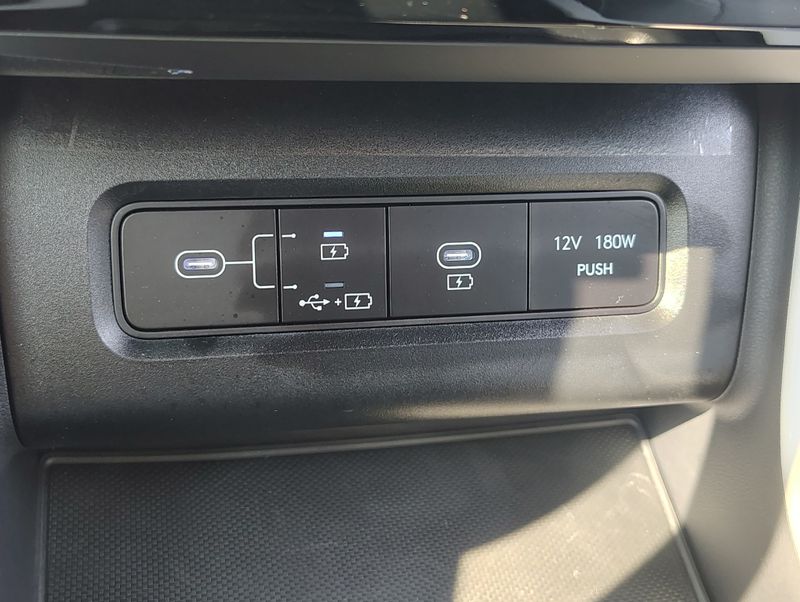 Used 2026 Hyundai Tucson Hybrid SUV