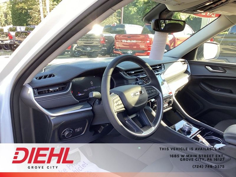 Used 2023 Jeep Grand Cherokee L SUV