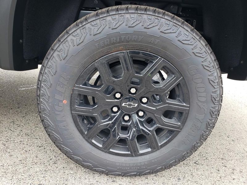 New 2026 Chevrolet Colorado Truck