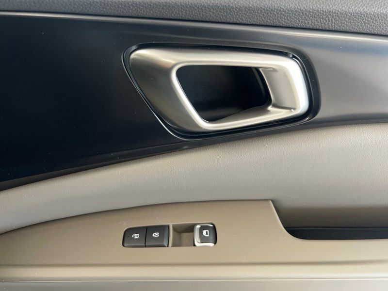 New 2027 Kia Carnival MPV Van