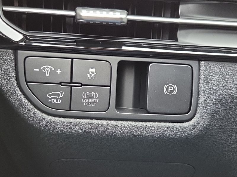 New 2027 Kia Sportage Hybrid SUV