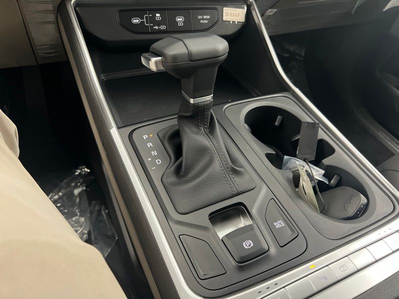 New 2027 Kia Carnival MPV Van