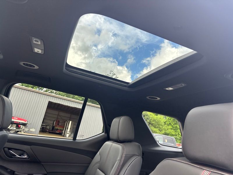 Used 2023 Chevrolet Traverse SUV