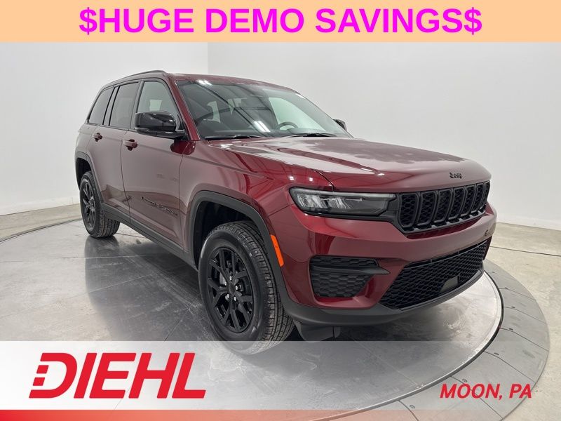Velvet Red Pearlcoat 2025 Jeep Grand Cherokee SUV / Crossover Four-Wheel Drive 8-Speed Automatic