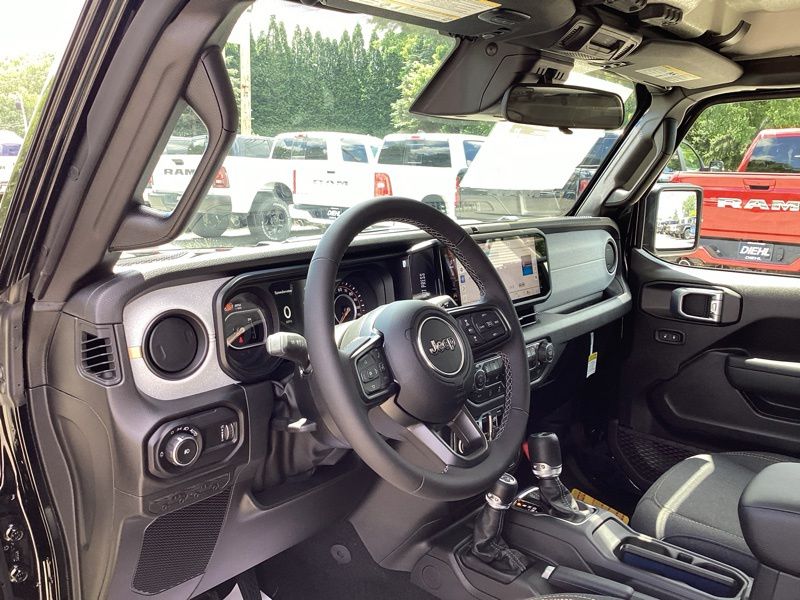 New 2026 Jeep Wrangler SUV