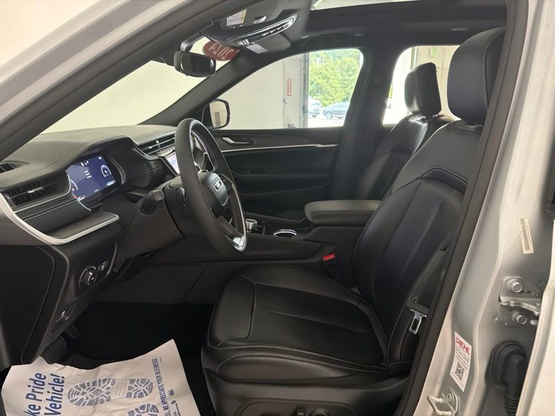 Used 2024 Jeep Grand Cherokee L SUV