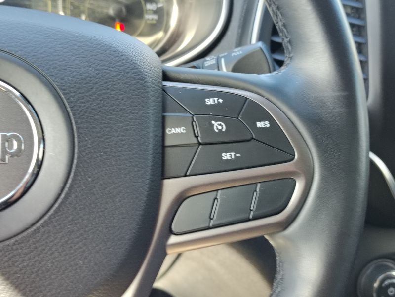 Used 2019 Jeep Cherokee SUV