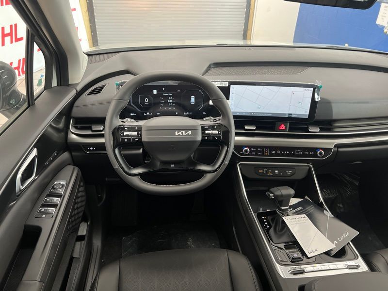 New 2027 Kia Carnival MPV Van