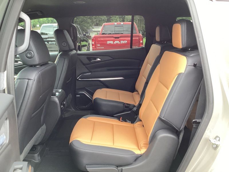 New 2027 Chevrolet Traverse SUV
