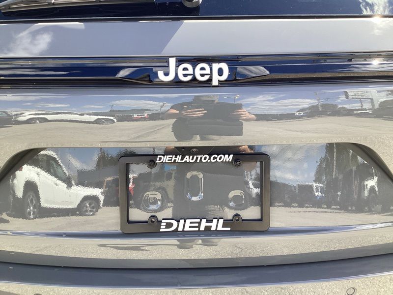New 2027 Jeep Grand Cherokee SUV