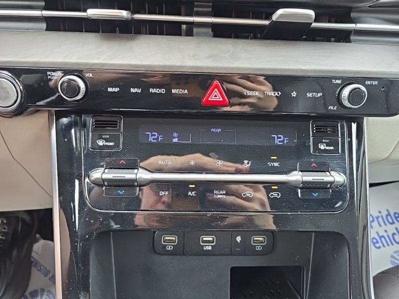 Used 2023 Kia Carnival Van