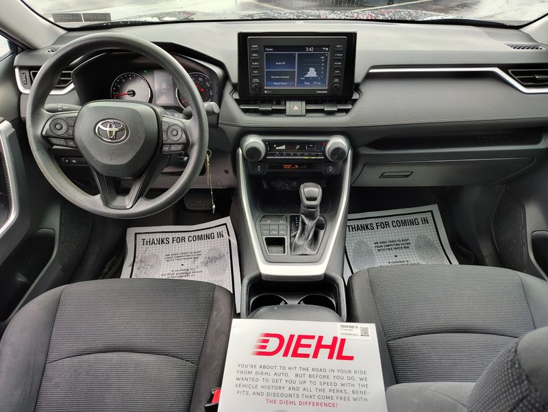 Used 2021 Toyota RAV4 SUV