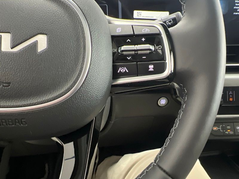 New 2026 Kia Carnival MPV Van