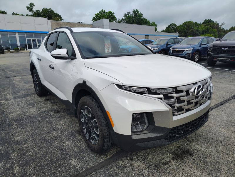 Used 2024 Hyundai Santa Cruz Truck