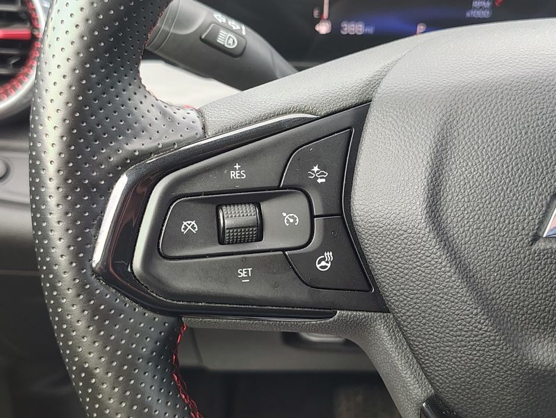 2024 Chevrolet Trax RS - Photo 24