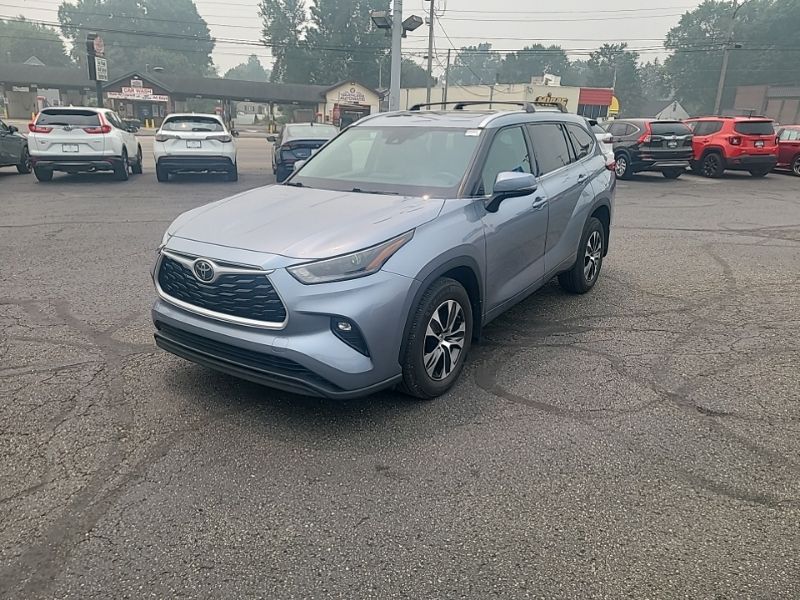 Used 2021 Toyota Highlander SUV