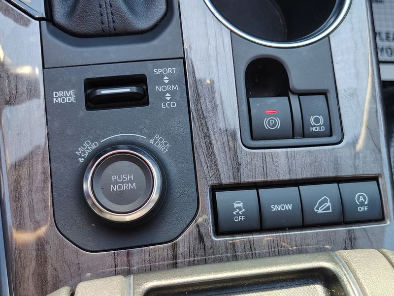 Used 2022 Toyota Highlander SUV
