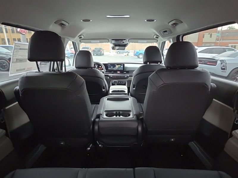New 2027 Kia Carnival MPV Van