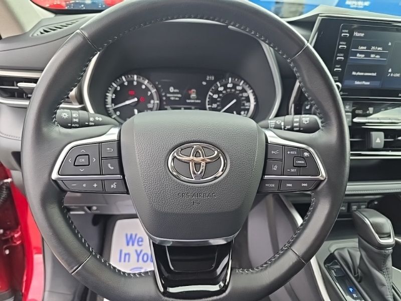 Used 2020 Toyota Highlander SUV