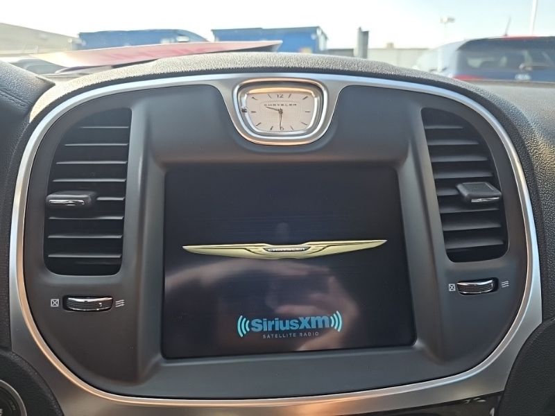 Used 2018 Chrysler 300 Sedan