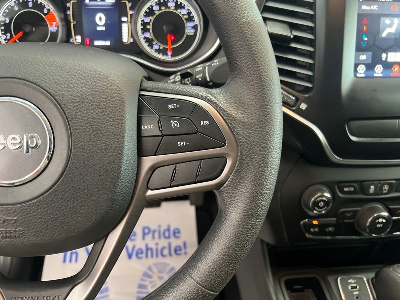 Used 2019 Jeep Cherokee SUV