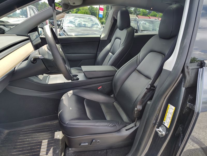Used 2021 Tesla Model Y SUV