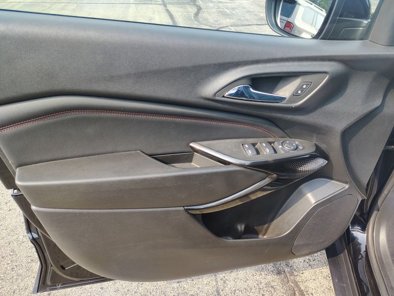 Used 2024 Chevrolet Trax SUV