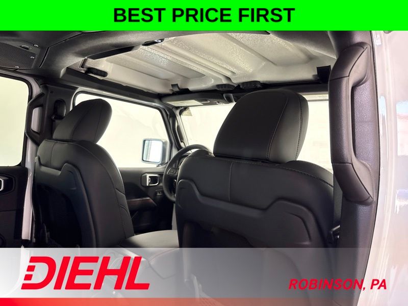 New 2026 Jeep Wrangler SUV
