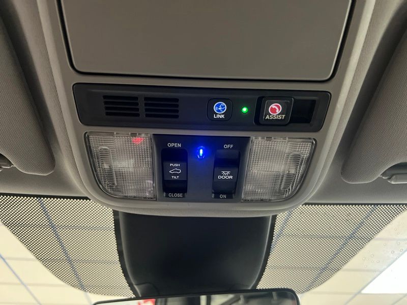 Used 2023 Honda Odyssey Van