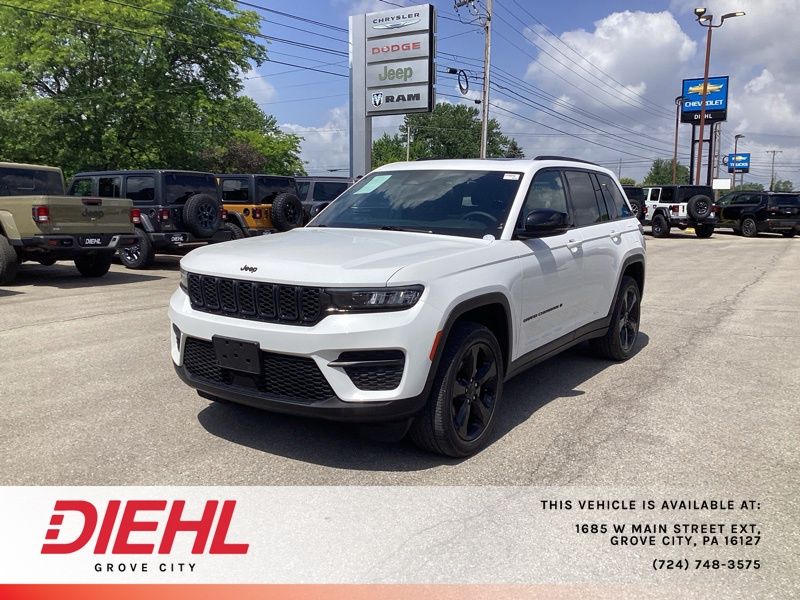 Used 2023 Jeep Grand Cherokee SUV