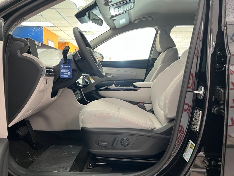 New 2026 Hyundai Tucson Plug-In Hybrid SUV