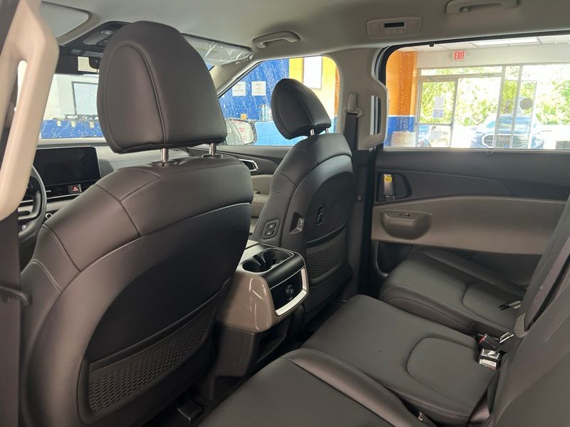 New 2027 Kia Carnival MPV Van