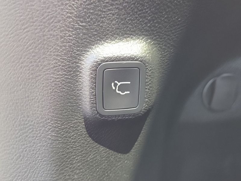 Used 2023 Jeep Cherokee SUV