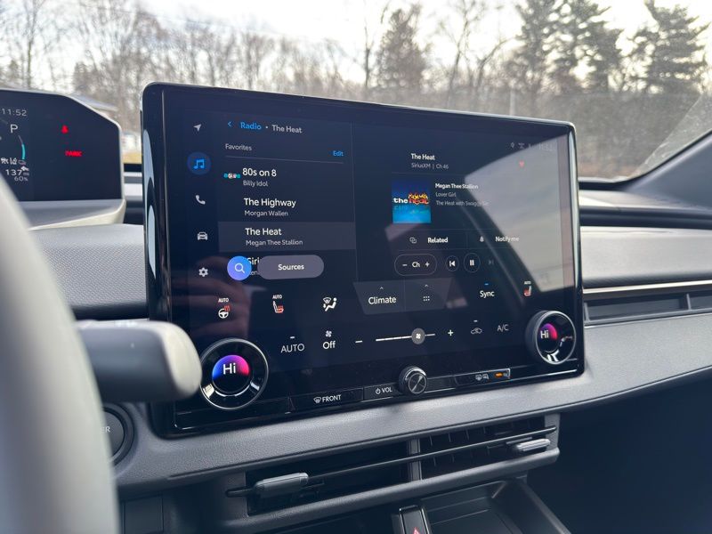 2026 Toyota bZ XLE - Photo 16