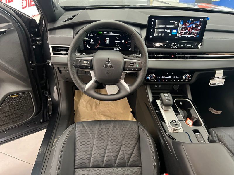New 2026 Mitsubishi Outlander SUV