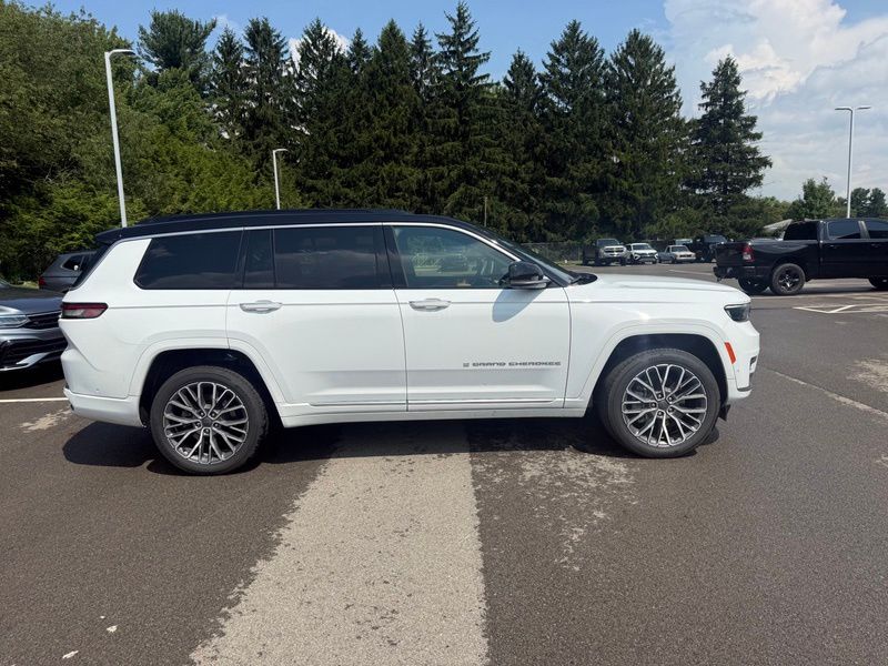 Used 2025 Jeep Grand Cherokee L SUV