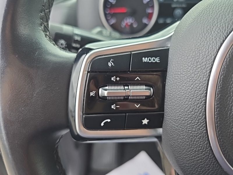Used 2022 Kia Carnival Van