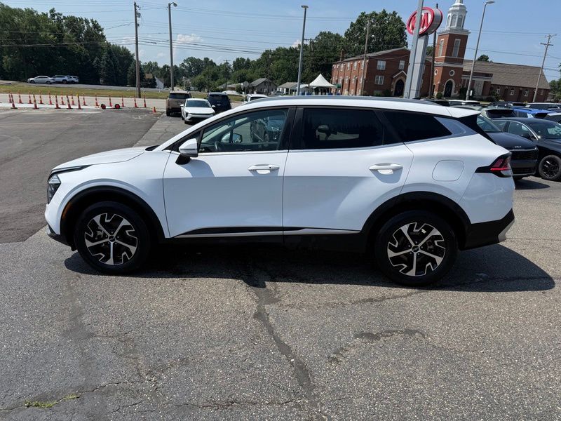 Used 2025 Kia Sportage SUV