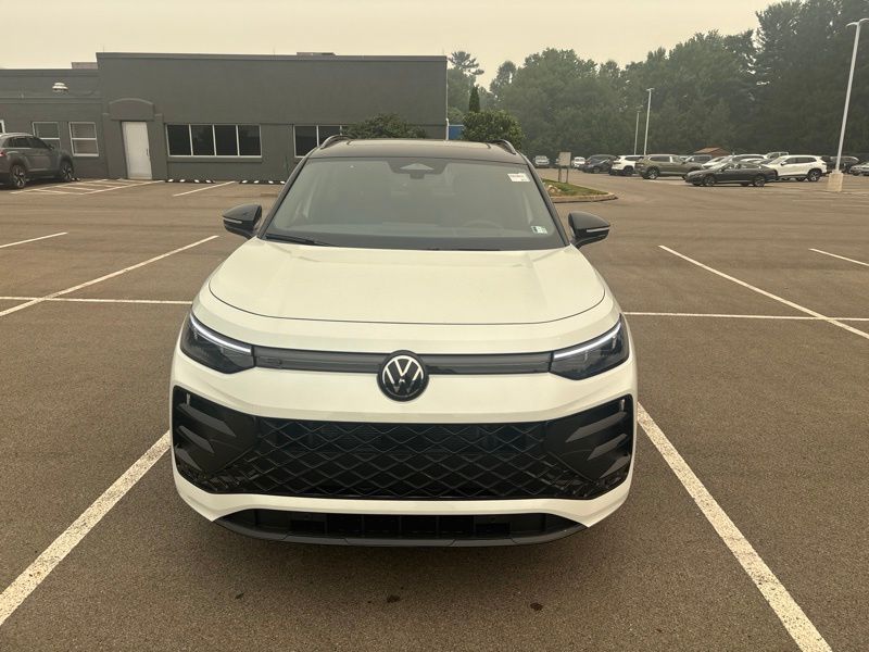 New 2026 Volkswagen Tiguan SUV