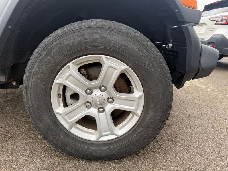Used 2019 Jeep Wrangler SUV