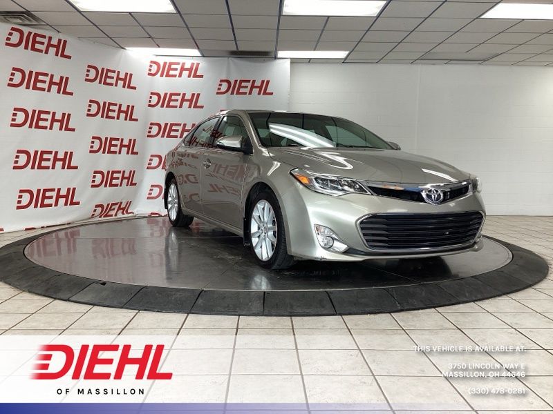 2013 Toyota Avalon XLE Touring's photo