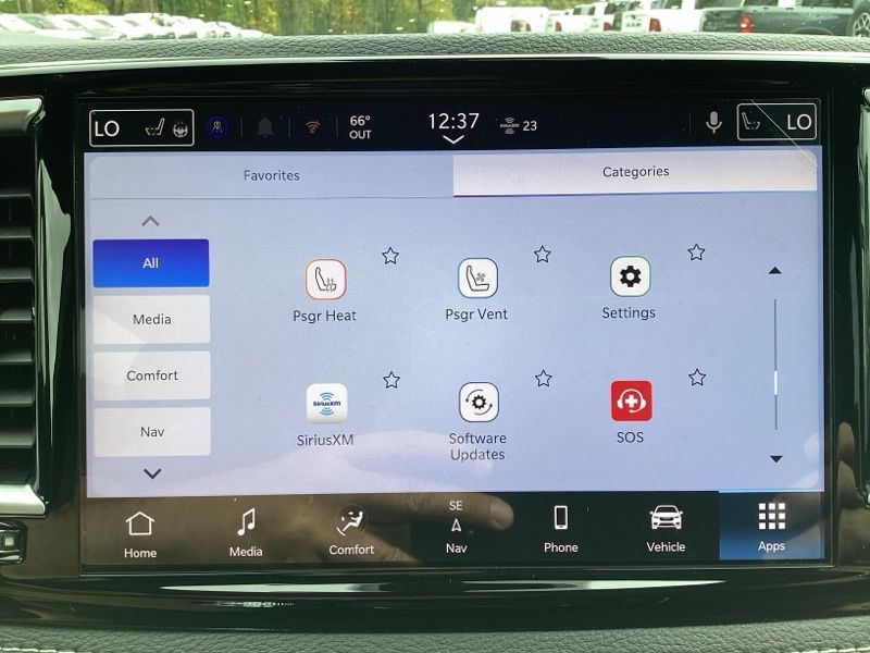 New 2026 Chrysler Pacifica Van