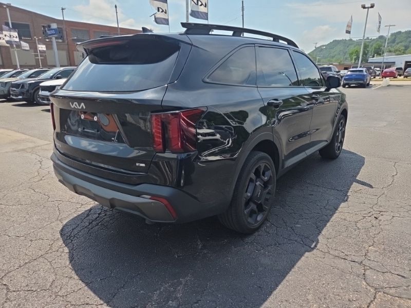 Used 2024 Kia Sorento SUV