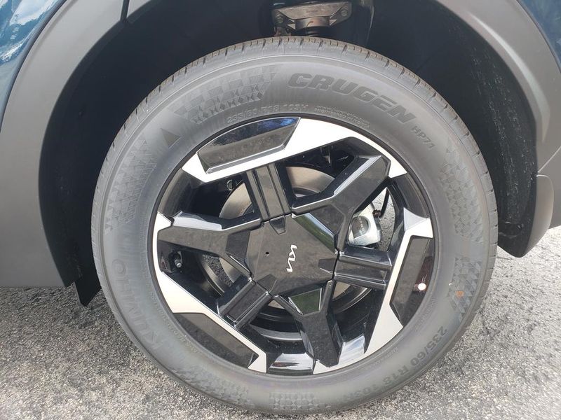 New 2027 Kia Sportage Hybrid SUV