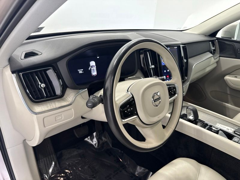 Used 2023 Volvo XC60 SUV